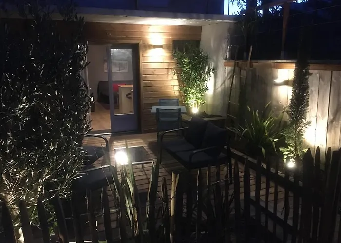 Deux Pieces Ou Sud A 200m Apartamento